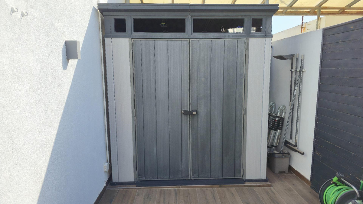 f4fe69b6ca3edcd3ddd6e20546a8bebf - 31