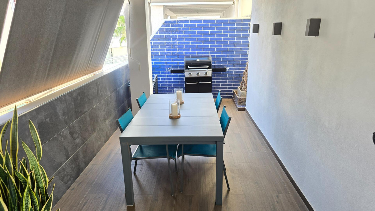 f4fe69b6ca3edcd3ddd6e20546a8bebf - 37