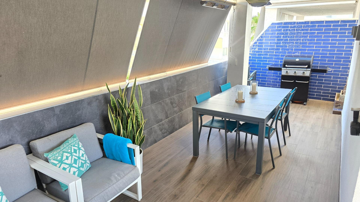 f4fe69b6ca3edcd3ddd6e20546a8bebf - 38