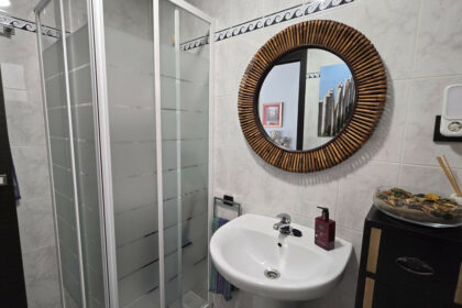 f4fe69b6ca3edcd3ddd6e20546a8bebf - 41