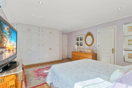 f5a8dc9844e429fc9c804a58b9964a8c - 14