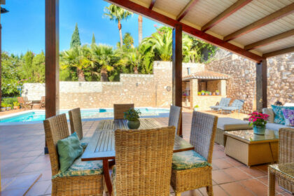 f5a8dc9844e429fc9c804a58b9964a8c - 4