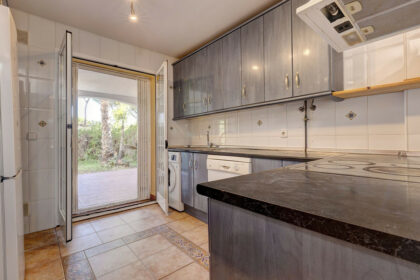 f5bb05e15e8aabdbeadf3caaa6897326 - 43