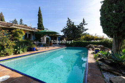 f6097935ac9431f51c3df5142efcdcf1 - 32