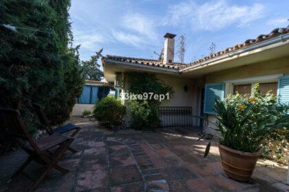 f6097935ac9431f51c3df5142efcdcf1 - 50