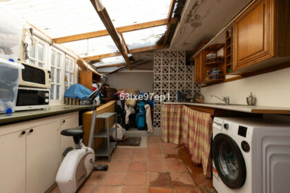 f6097935ac9431f51c3df5142efcdcf1 - 53