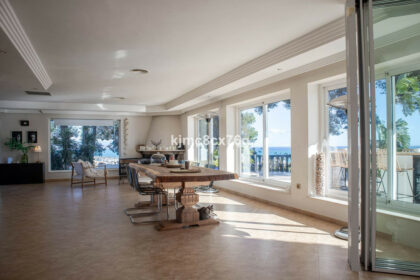 f6a10d5ddb273f9f87a84bcb24f4f31c - 12