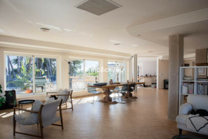 f6a10d5ddb273f9f87a84bcb24f4f31c - 13