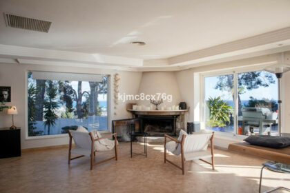 f6a10d5ddb273f9f87a84bcb24f4f31c - 15