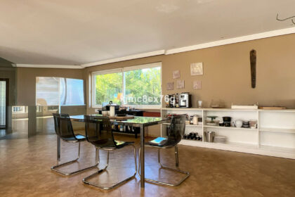 f6a10d5ddb273f9f87a84bcb24f4f31c - 18