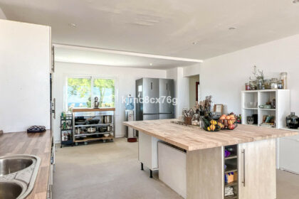 f6a10d5ddb273f9f87a84bcb24f4f31c - 19