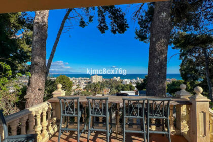 f6a10d5ddb273f9f87a84bcb24f4f31c - 32