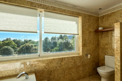 f6a10d5ddb273f9f87a84bcb24f4f31c - 40