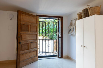 f6a10d5ddb273f9f87a84bcb24f4f31c - 42