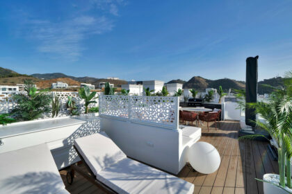 f74eb353e41b4be138c7a9b7500ad802 - 11