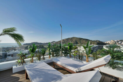 f74eb353e41b4be138c7a9b7500ad802 - 13