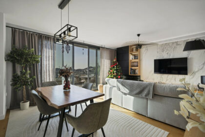 f74eb353e41b4be138c7a9b7500ad802 - 16