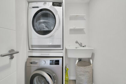 f74eb353e41b4be138c7a9b7500ad802 - 28