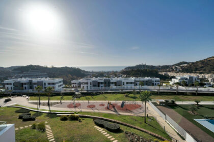 f74eb353e41b4be138c7a9b7500ad802 - 49