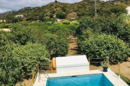 f77aca232fb32d7e97a88a8c66072be2 - 11