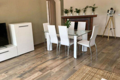 f77aca232fb32d7e97a88a8c66072be2 - 26