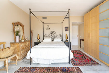 f80d28ef9315224a968e2a2462189f1b - 20