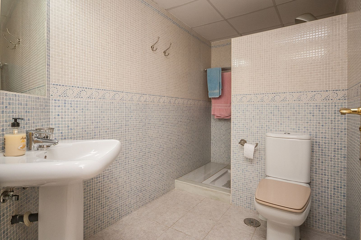 f8417f1c4b3928d989cc34099b0f1cfd - 11