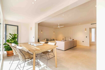 f900814618203668e082923d6d6989b1 - 12