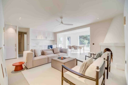 f900814618203668e082923d6d6989b1 - 16