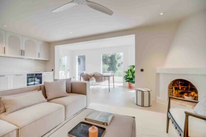 f900814618203668e082923d6d6989b1 - 24