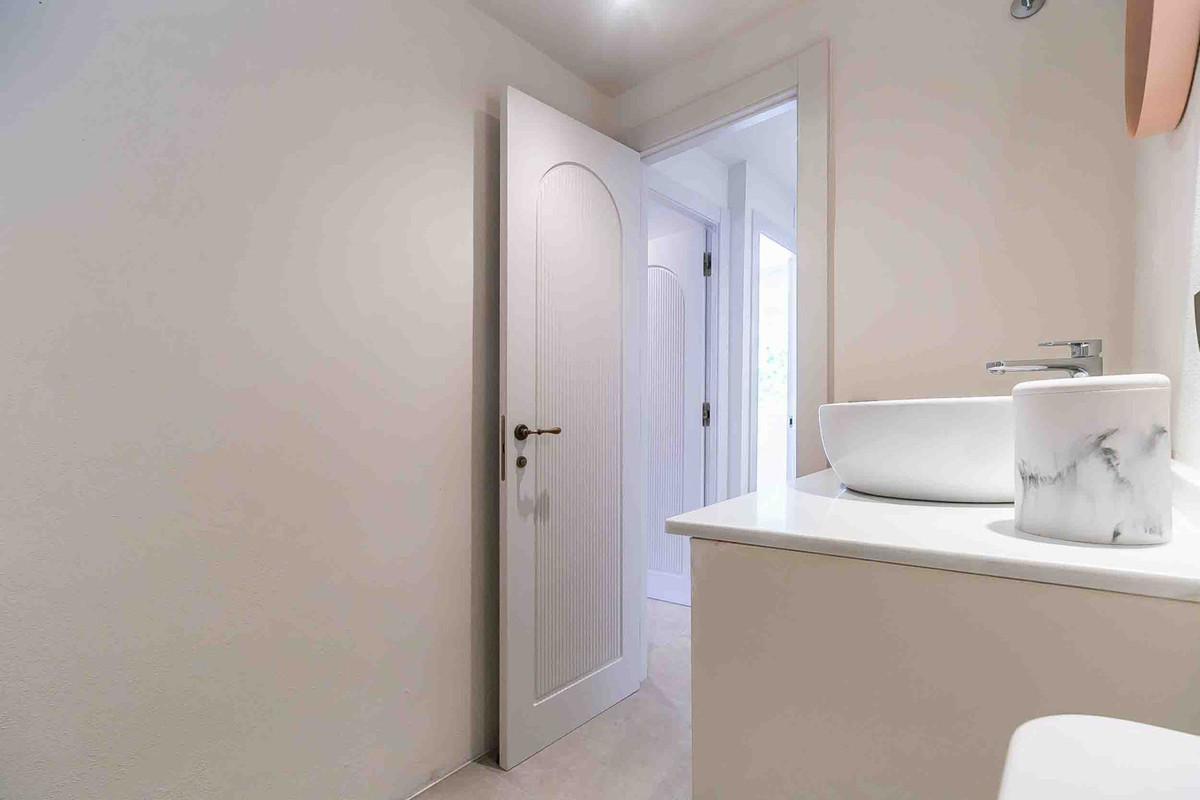 f900814618203668e082923d6d6989b1 - 33