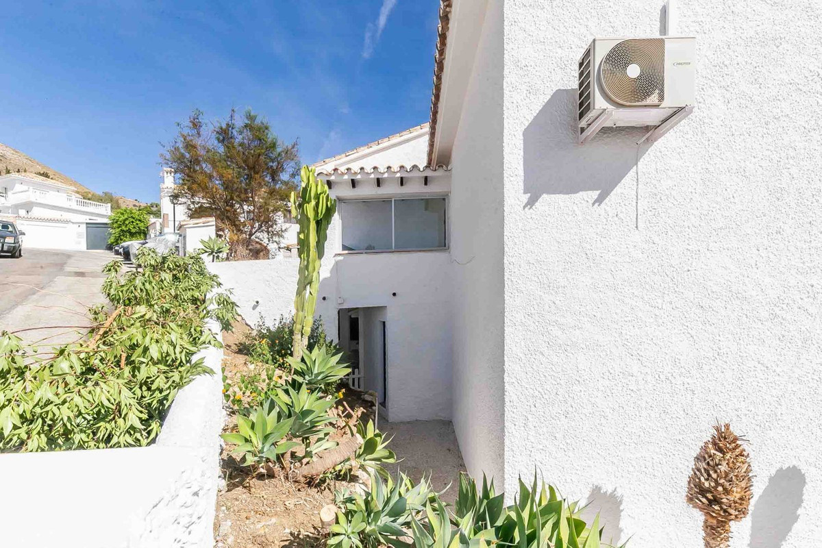 f900814618203668e082923d6d6989b1 - 43