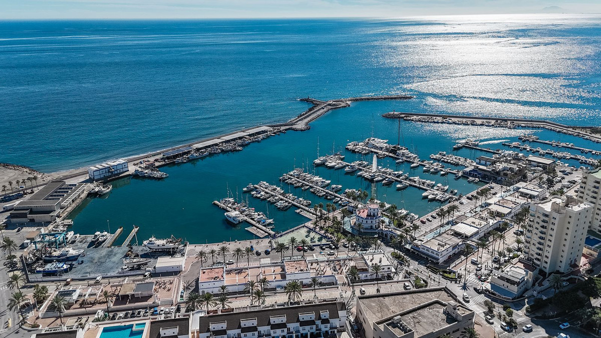 f92c3a2dee2087baafa52812a1c223cb - 26