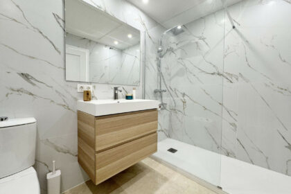 f9ba167aff3d161f2646a22bc7369105 - 20