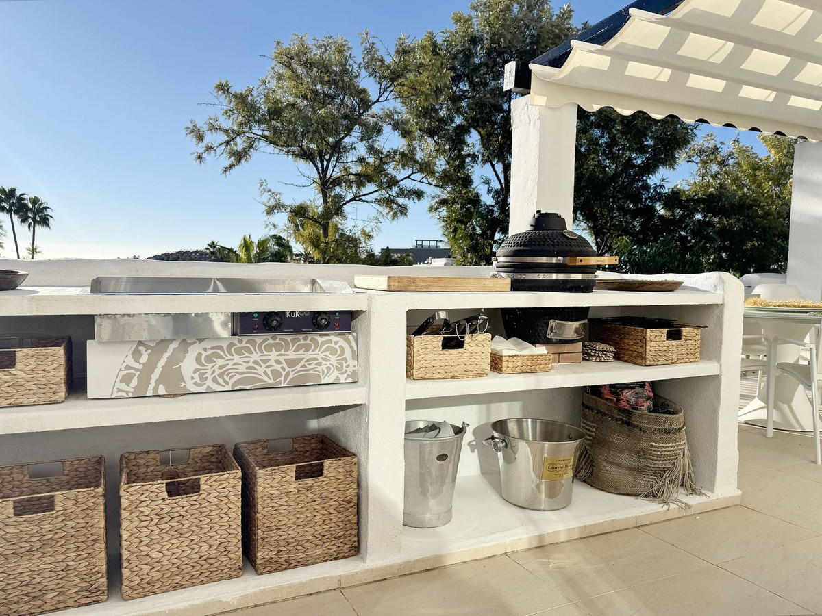 f9ba167aff3d161f2646a22bc7369105 - 3