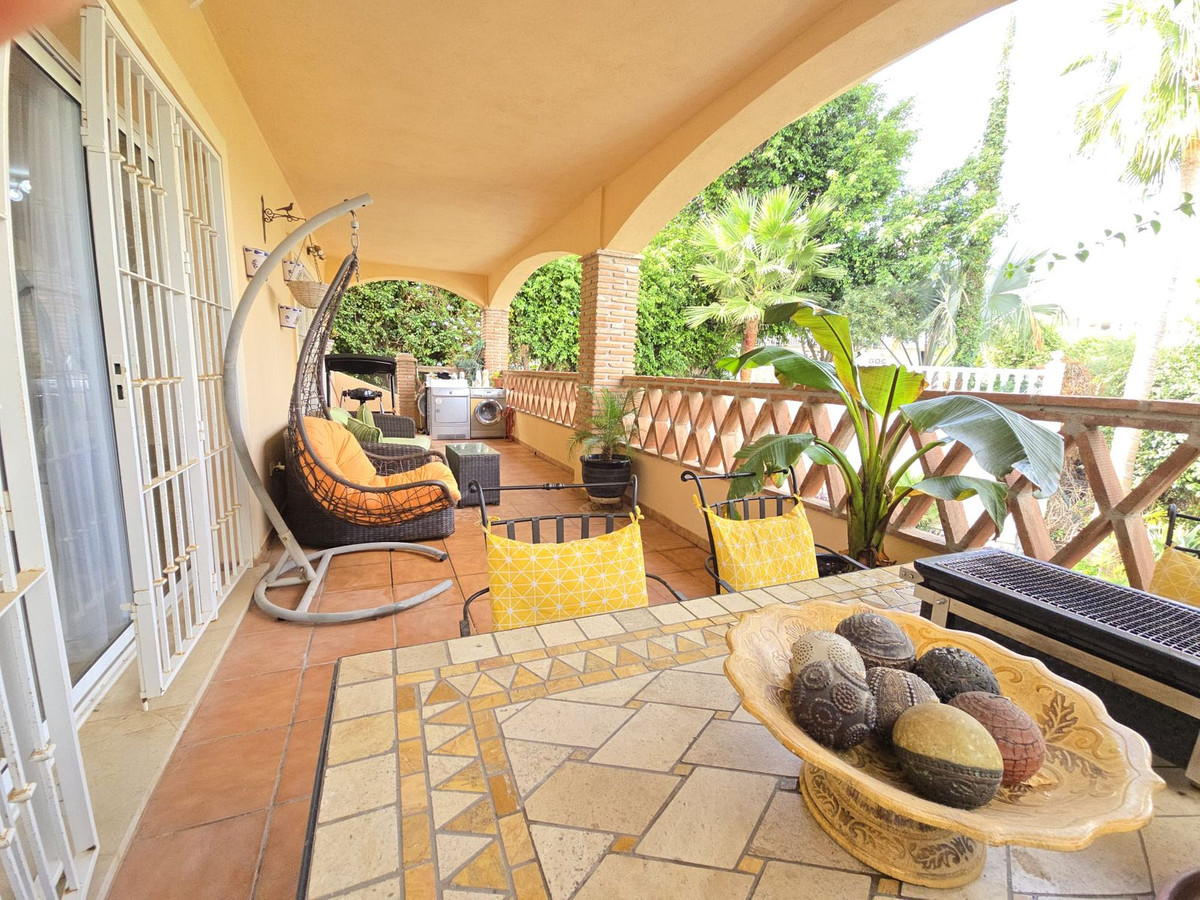 faedd72f035b8d90f5f6c512d56d6f61 - 1