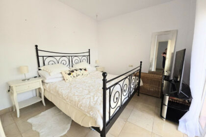 faedd72f035b8d90f5f6c512d56d6f61 - 11