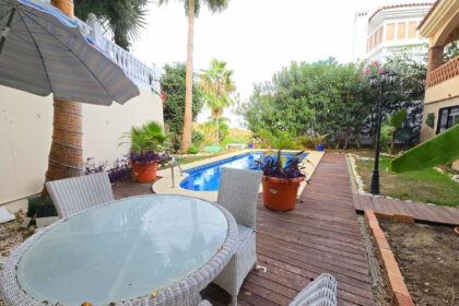 faedd72f035b8d90f5f6c512d56d6f61 - 16