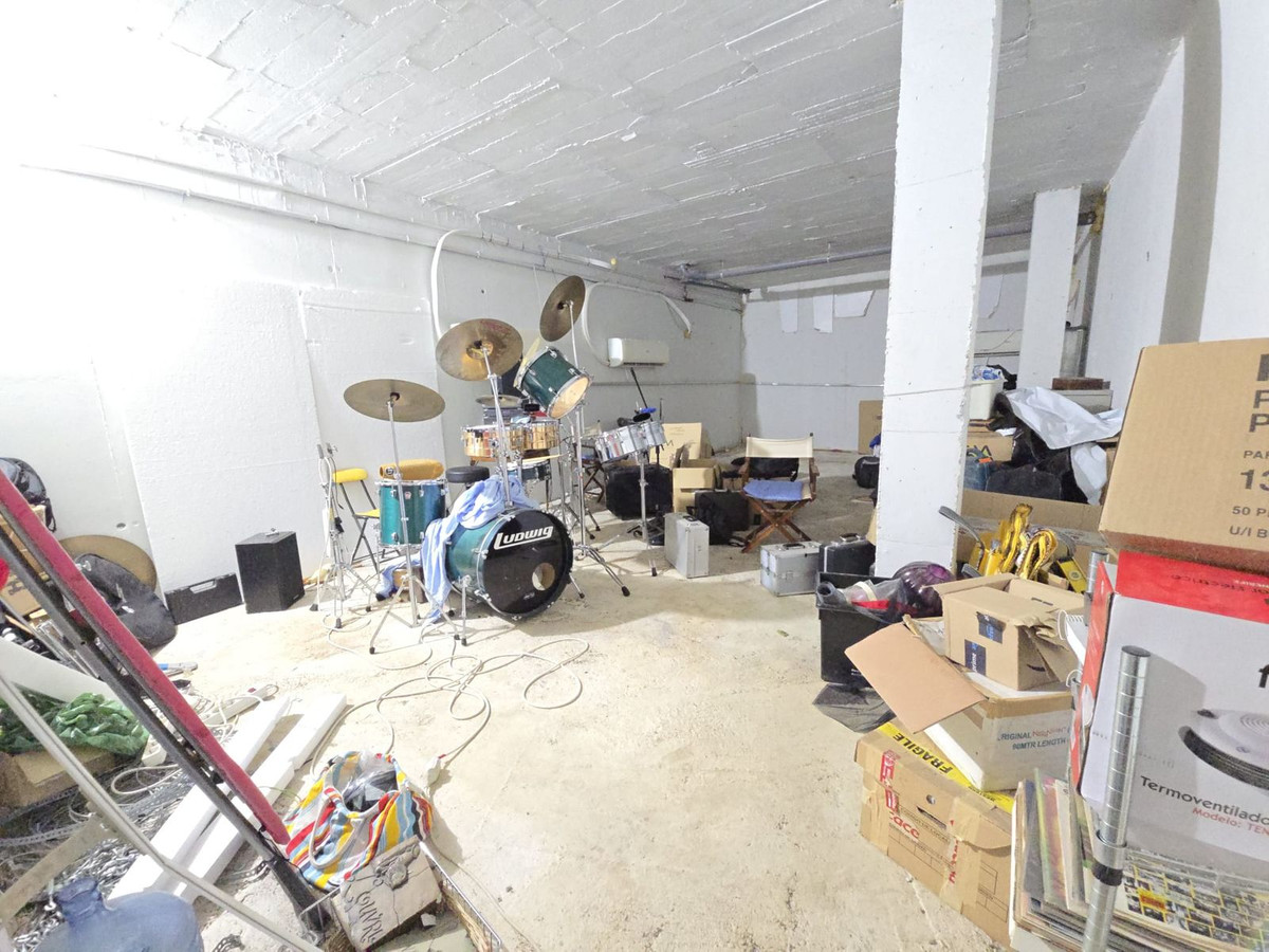 faedd72f035b8d90f5f6c512d56d6f61 - 30