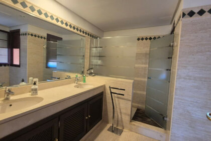 fb135c5fc53ca02c9c2db9eb6fb3d59f - 12