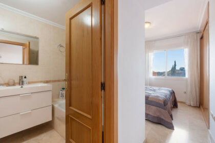 fc71a6623ee6908cf6b84ff4fe756209 - 12