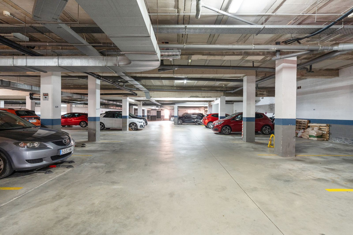 fc71a6623ee6908cf6b84ff4fe756209 - 17