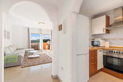 fc71a6623ee6908cf6b84ff4fe756209 - 4