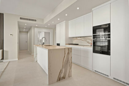 fdc404932b17f9e18d4d2988e5197d5e - 7