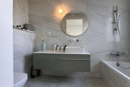 fed3b22bb8a0f2ab0bc08d3eef18902c - 5