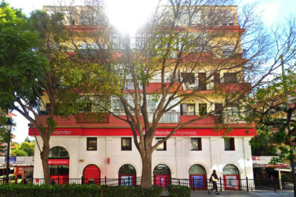 ff121a3d6116eddd162b5778951e4a41 - 1