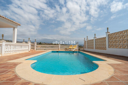 ff2c313a99d16ee521f07d98a761d322 - 11