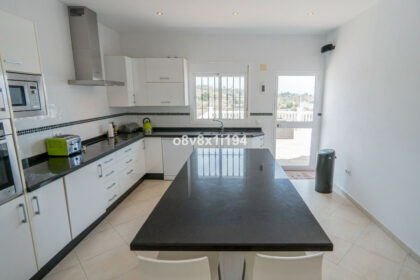 ff2c313a99d16ee521f07d98a761d322 - 13