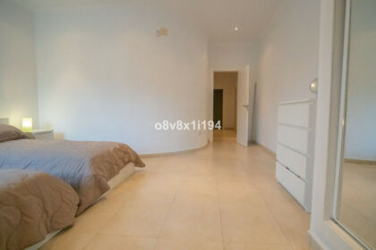 ff2c313a99d16ee521f07d98a761d322 - 19