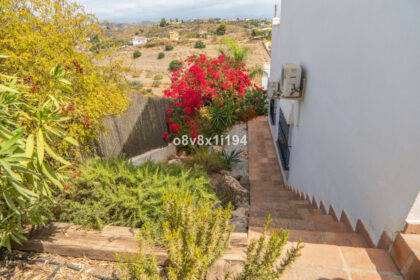 ff2c313a99d16ee521f07d98a761d322 - 8